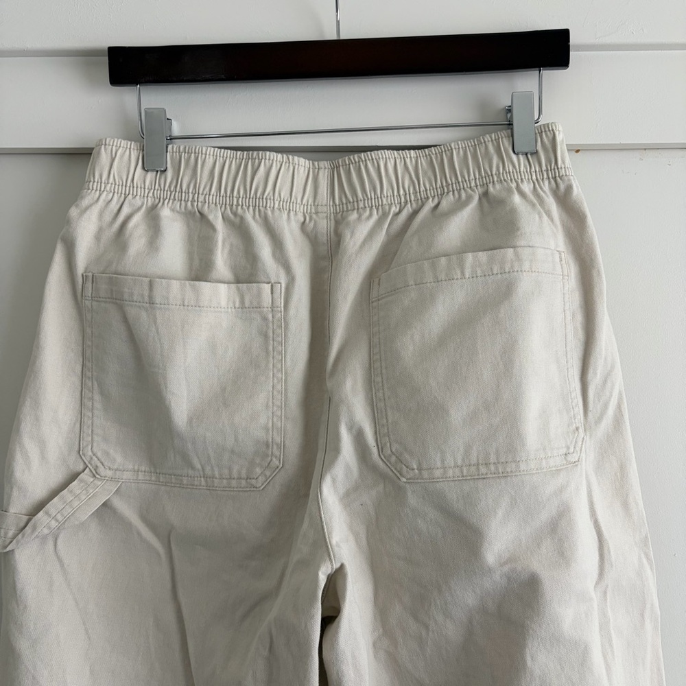 Old Navy Women's Light Cream Elastic-Waist Chinos - Picture 4 of 4